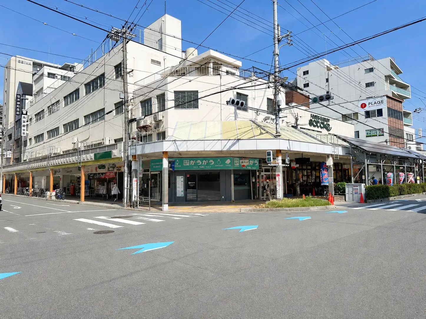 なんでも買取 かうかうJR吹田駅前店の外観写真